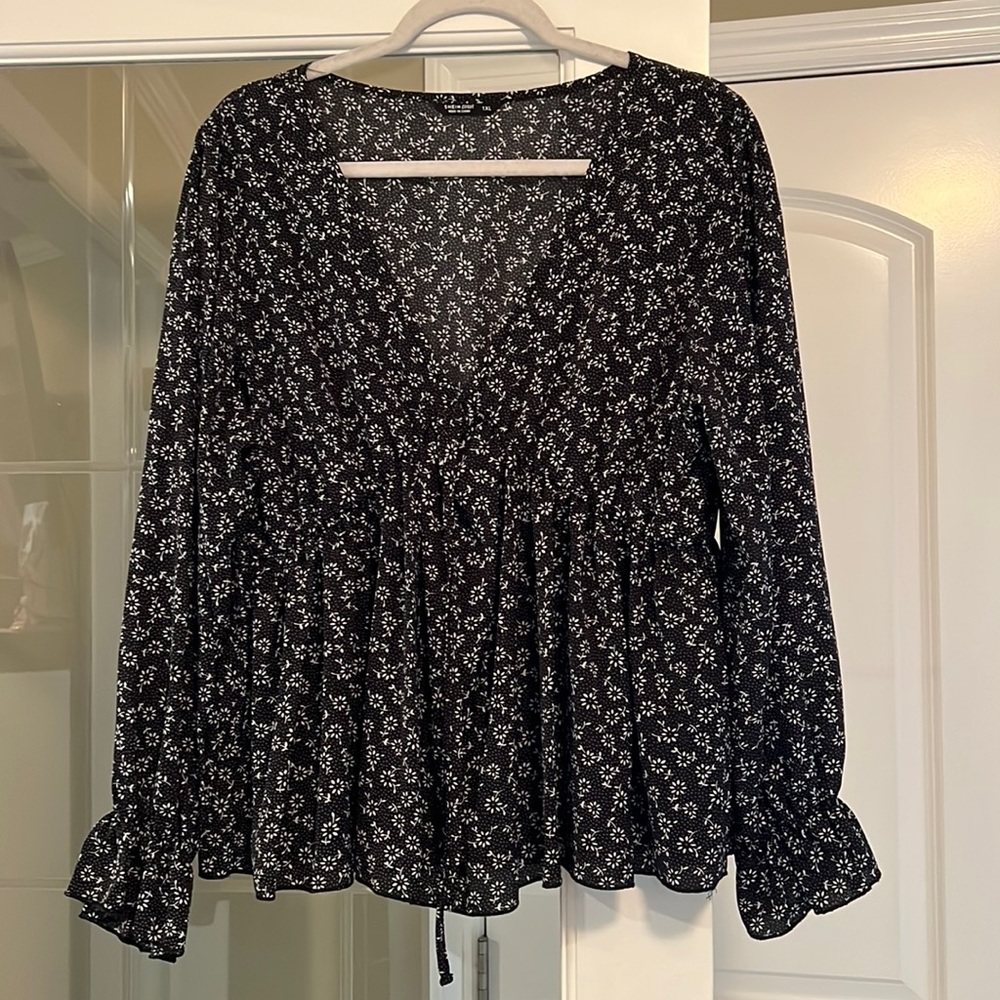 Black Long Sleeve Top